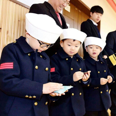 宋民国壁纸 天下第一可爱宋民国 民咕咕