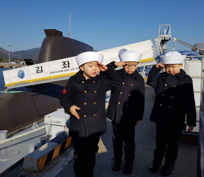 宋民国壁纸 天下第一可爱宋民国 民咕咕