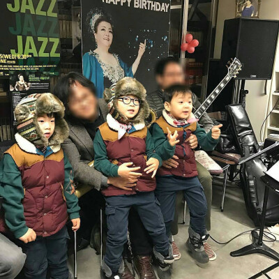 宋民国壁纸 天下第一可爱宋民国 民咕咕