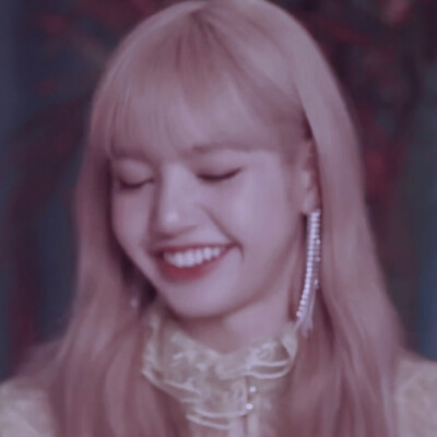 /我喜歡你 好像太陽不會放棄天空.
BLACKPINK-LISA
原截dt连殷