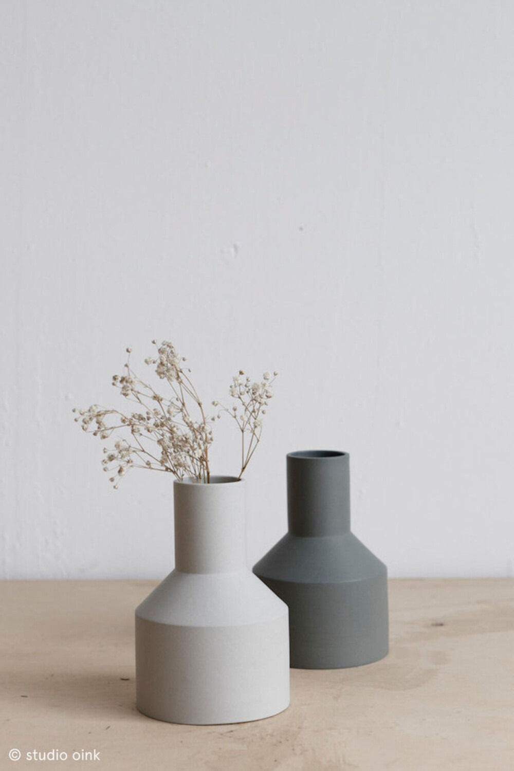 #北欧设计# 清清浅浅~ 2013年由设计师Sabrina Kuhn创立的陶器品牌KULØR。 ​​​