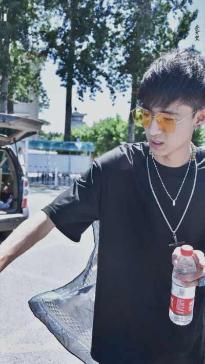 德云社相声演员 秦霄贤