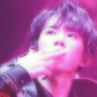 易烊千玺壁纸/头像