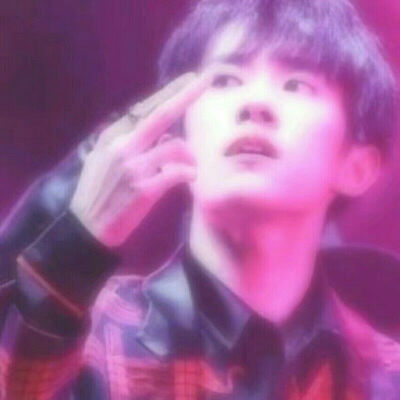 易烊千玺壁纸/头像