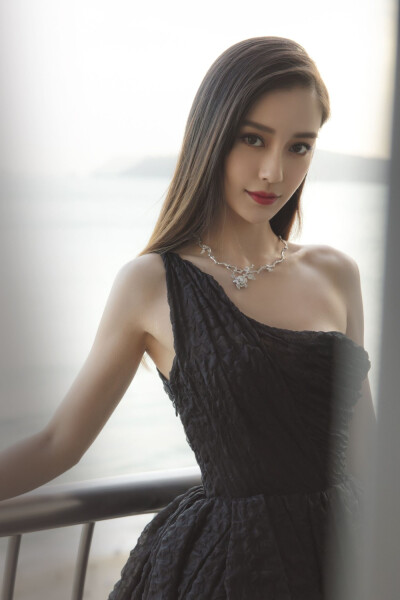 / angelababy
07_Swan酒肆