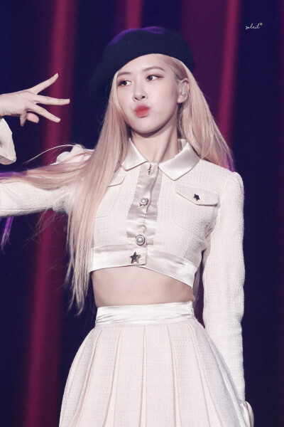 ROSÉ