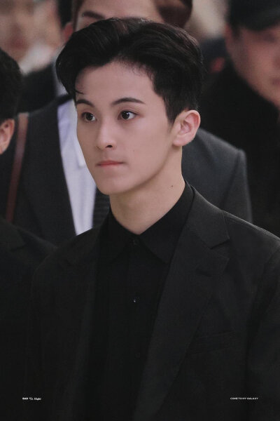 NCT李马克。