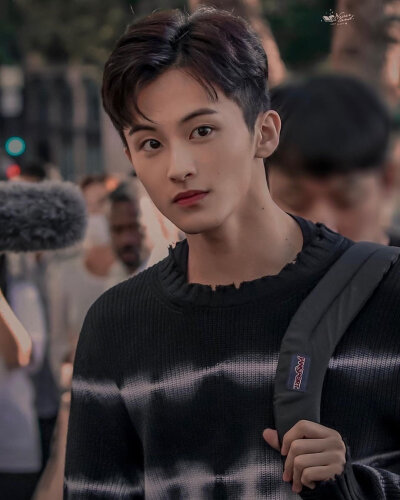 NCT李马克。