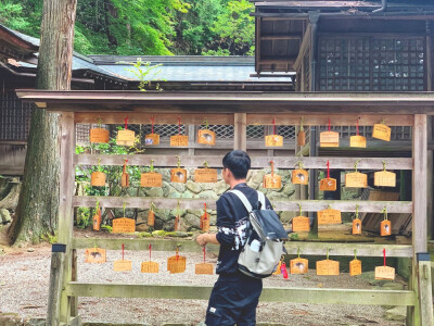 霓虹 · 高山飛驒
为了宫水三叶开的火车 ❤︎
嘻嘻嘻