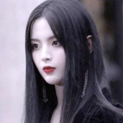 这组我都舍不得发呜呜呜
二传注明杨半仙/樱绮泫夏