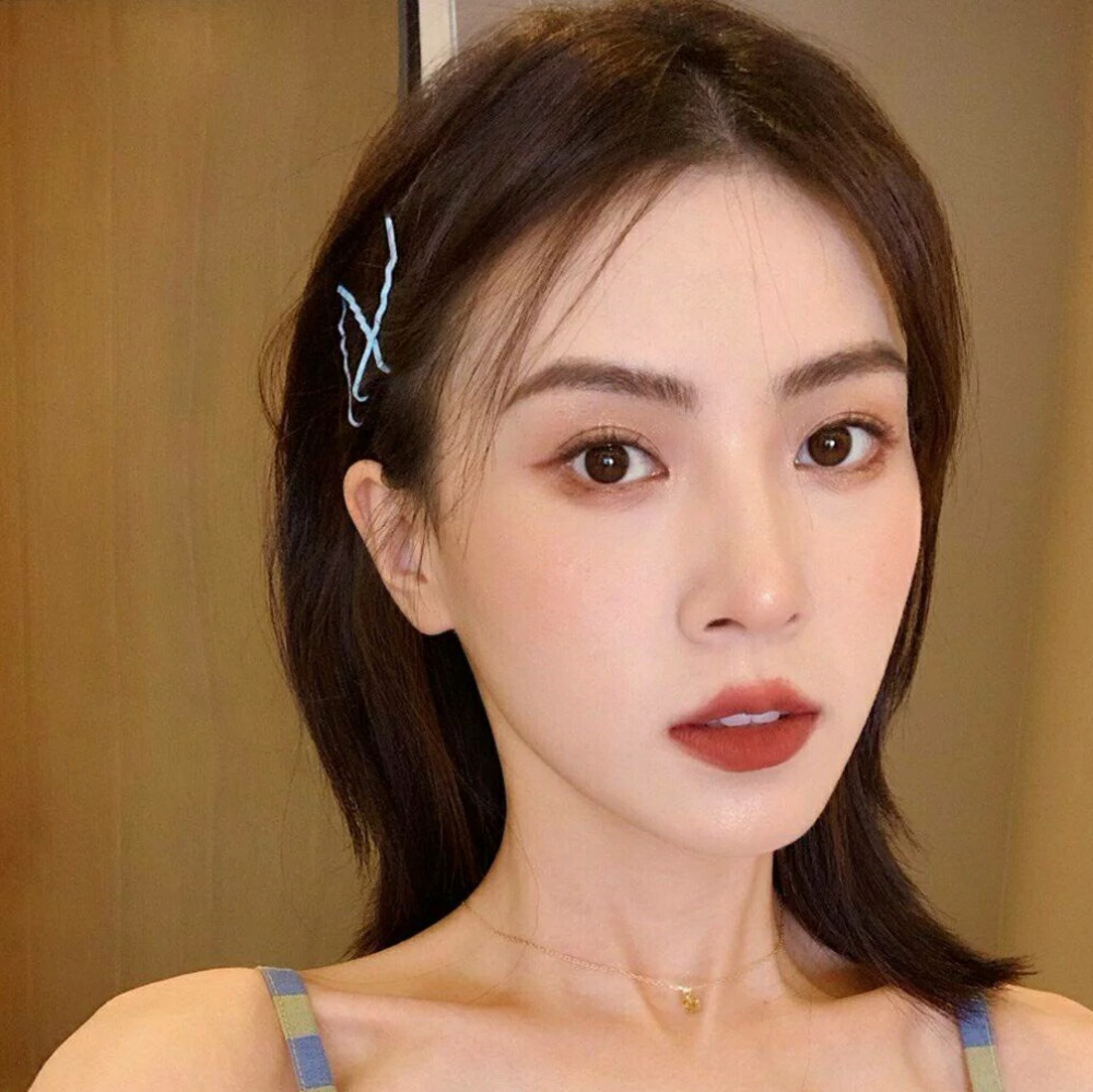 快手自截
http://m.gifshow.com/s/Kn7nrs1i 