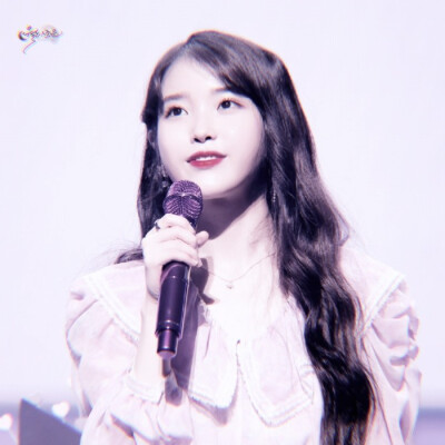 IU
完三恩