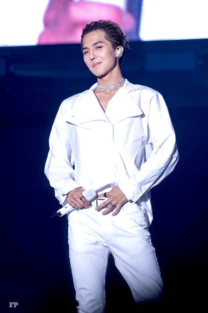 宋旻浩 MINO
⚘180819 winner 2018 world tour[everywhere] in seoul⚘
✨ⓌⒾⓃⓃⒺⓇ✨