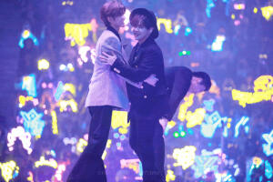 NINEPERCENT男团
解散快乐