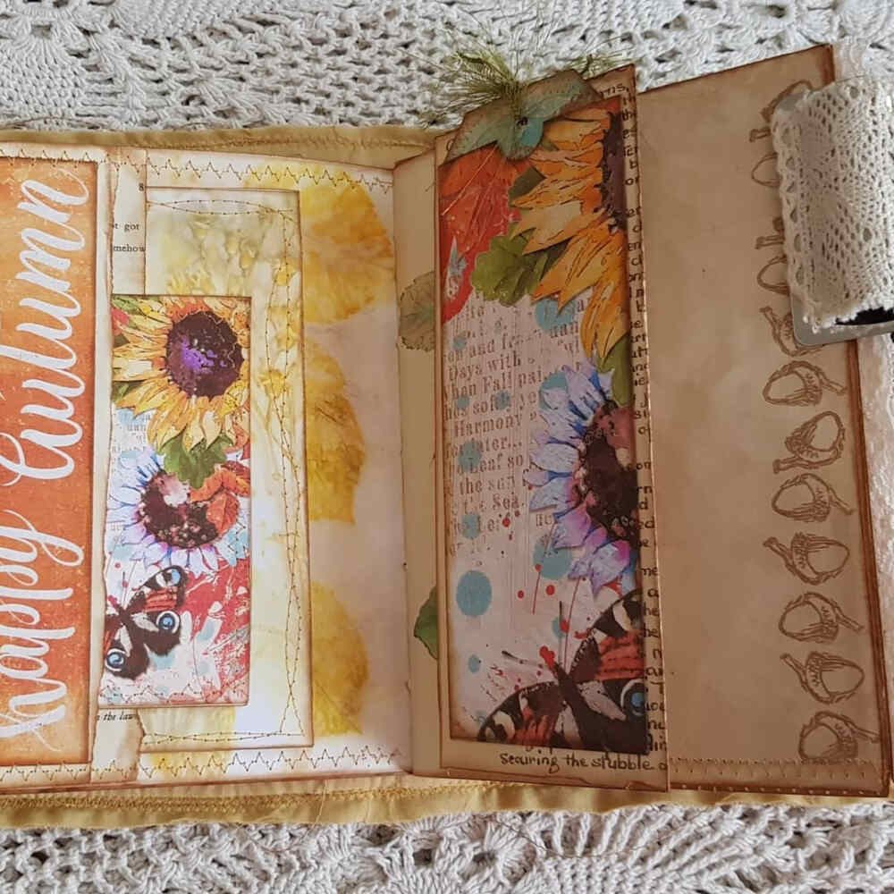 junk journal内页 花草素材 秋天色系
来源：ins