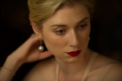 伊丽莎白·德比齐（Elizabeth Debicki）
澳大利亚演员 ​​​