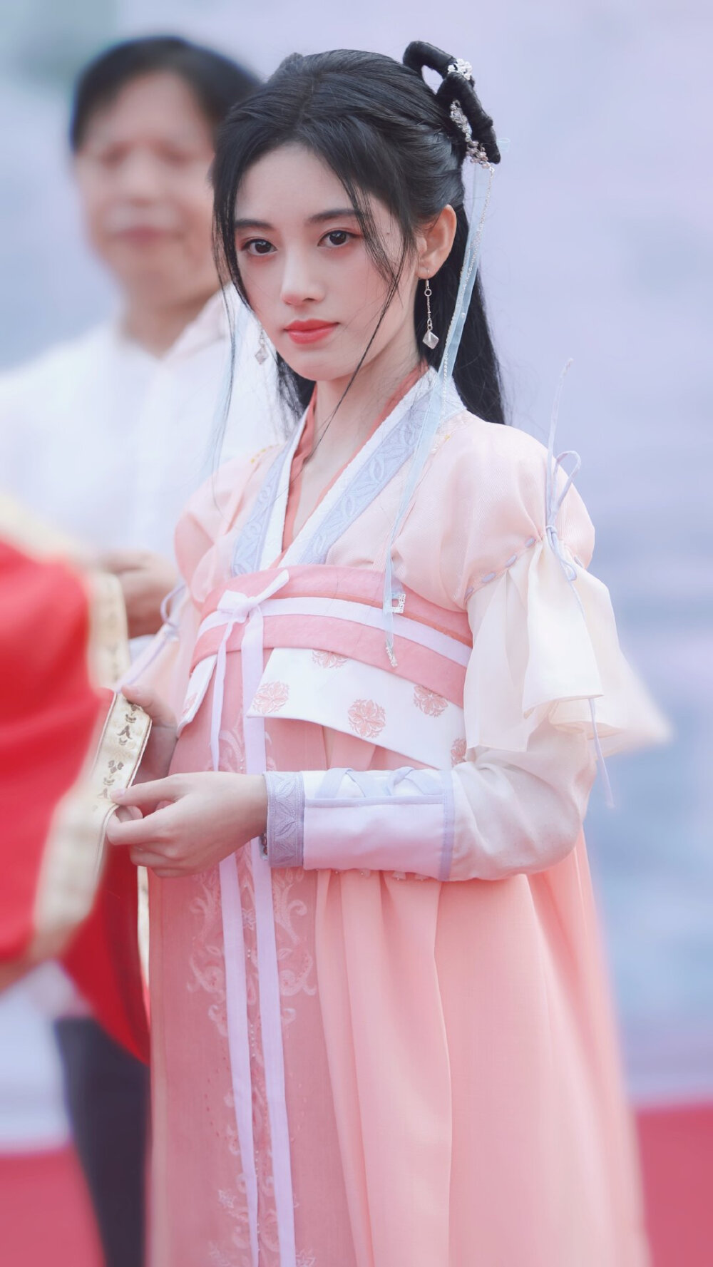 鞠婧祎