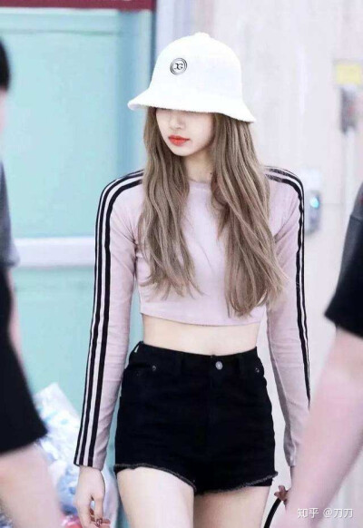 可爱Lisa blackpink