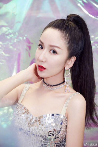 蒌艺潇