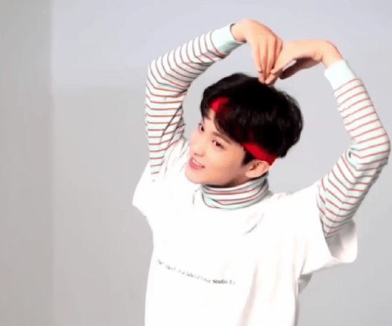 NCT李马克。头哥鲨我TT。©wb。