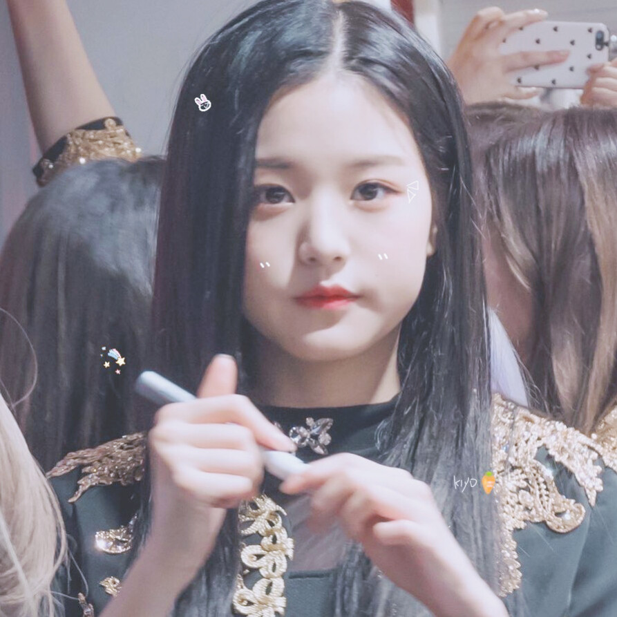 张元英
cr.知璟