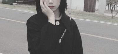 知世故而不世故
善嘲人而不嘲人