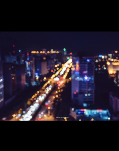 夜夜难熬，夜很难熬，可我夜夜都在熬