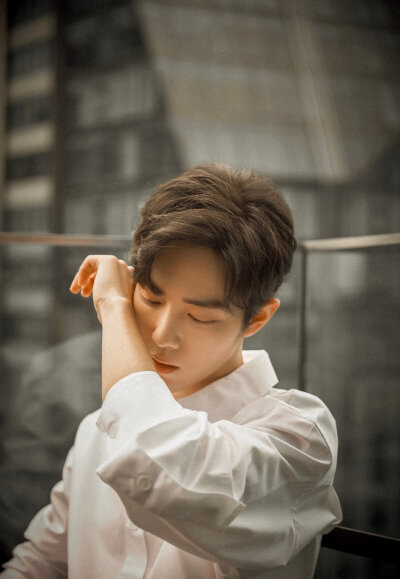 不知如何形容，一爱字足矣，陈情女孩来了৫(”ړ৫)