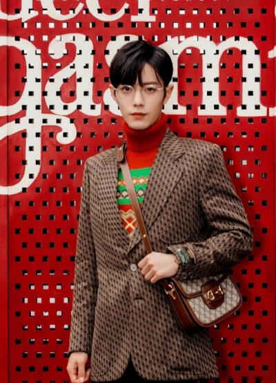 不知如何形容，一爱字足矣，陈情女孩来了৫(”ړ৫)