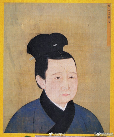 孟皇后二仪冠
元祐皇后（1073——1131年），宋朝人，孟姓，故又被称为元祐孟皇后，洺州（今属河北省邯郸市永年县）人，是宋哲宗的第一位皇后。其二度被废又二度复位，并二次于国势危急之下被迫垂帘听政，经历之离奇…