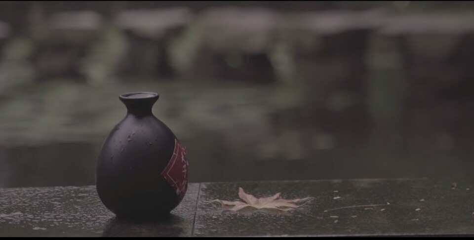 古风酒背景（自截侵删）
来源B站ID橙木貓咪