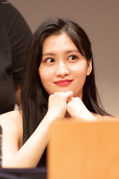 Twice 平井桃 MOMO momo