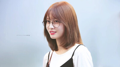 Twice 平井桃 MOMO momo