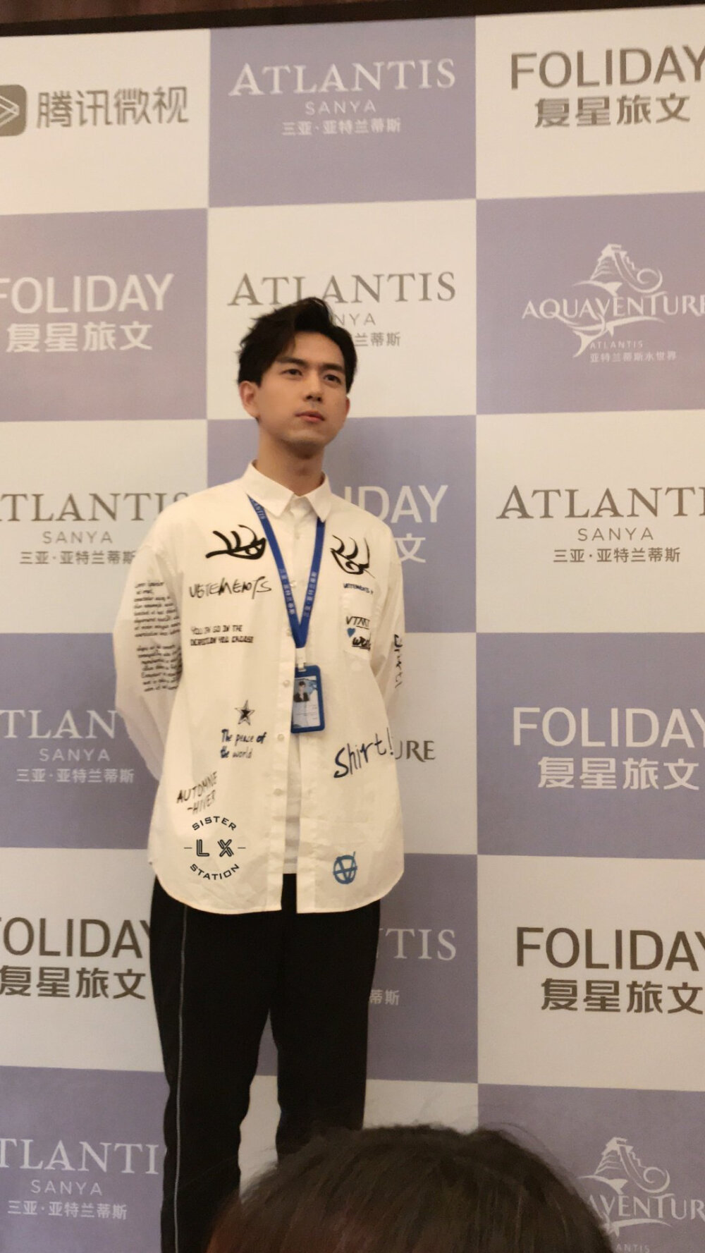 【李现】愿世界温柔以待
#还是很喜欢你，像_#
为你守着四季轮回
为你望着秋水长天