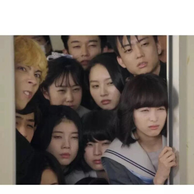 搞怪可爱朋友圈背景图.杂