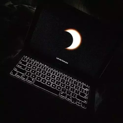 搞怪可爱朋友圈背景图.杂