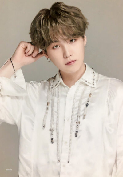 闵玧其
Ring Photocard scans