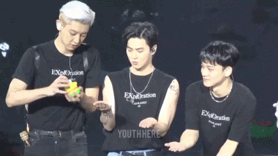 EXO，幼稚，演唱会，跳跳圈，沙雕，朴灿烈，金俊勉，都暻秀