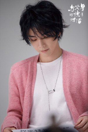 +。:.ﾟ٩(๑>◡<๑)۶:.｡+ﾟ