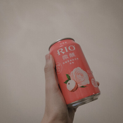 【日常饮品】RIO 玫瑰荔枝白兰地