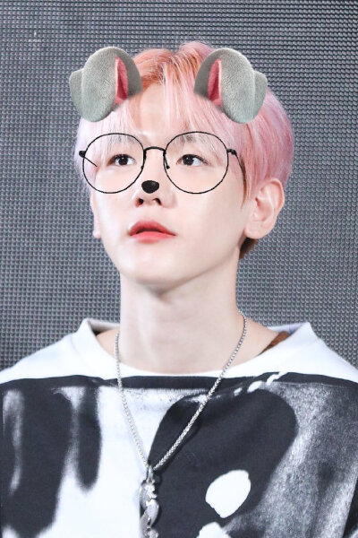 #백현#BAEKHYUN超话边伯贤超话
@baekhyunee7 ​​​​