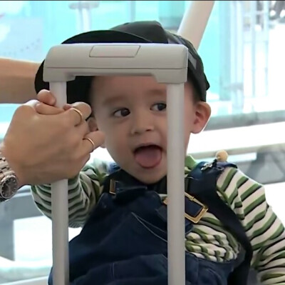 《超人回来了》
◎本特利