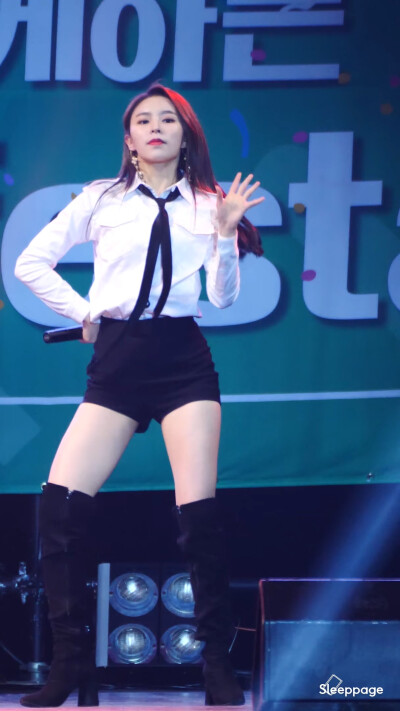 Elkie 庄锭欣