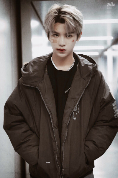 黄明昊 贾富贵 Justin 昊哥