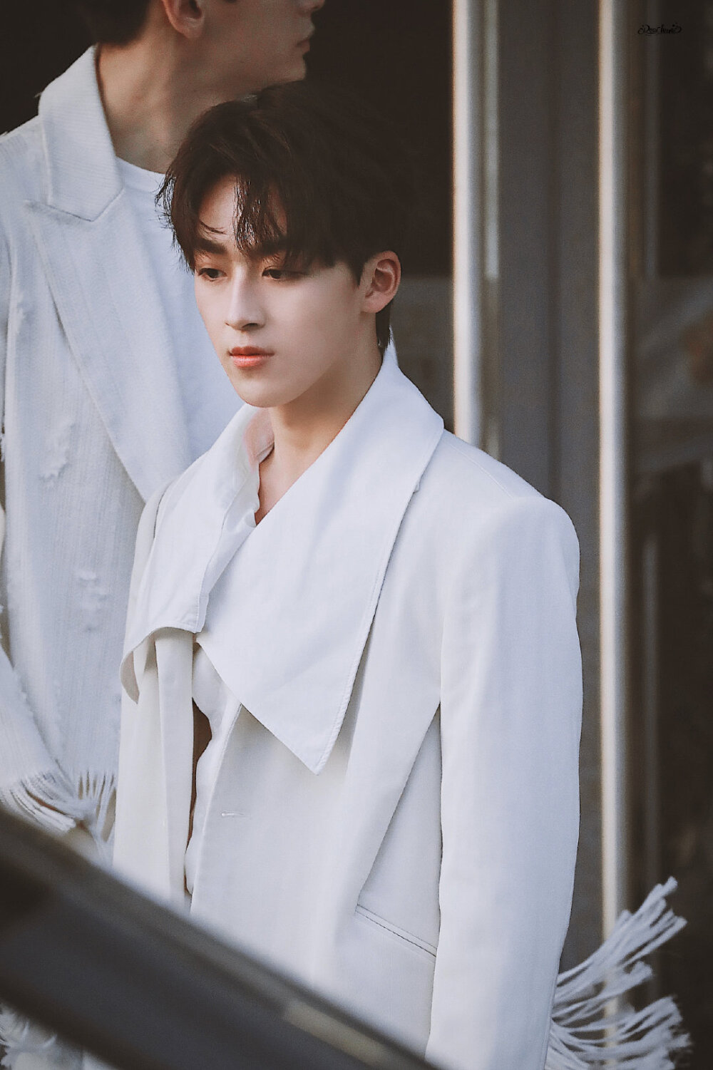 何洛洛 亚洲新歌榜