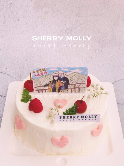 #SHERRY Molly家の下午茶#—『紅絲絨cake』老客人給長輩訂的cake～做了一個簡單又不簡單的樣子 她說阿姨特別喜歡叔叔 覺得自己一直是談戀愛的狀態(tài) 所以我就把cake做了年輪的表面 寓意「平凡歲月裡 一起相知相守相愛…