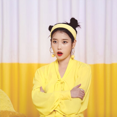 IU