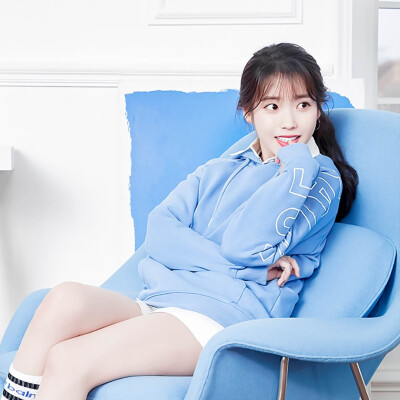 IU