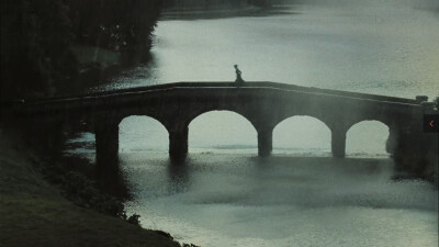 《傲慢与偏见》自截背景 自调色