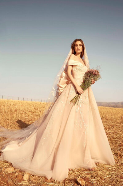 祖海·慕拉 Zuhair Murad 2020/21秋冬婚纱礼服发布 -